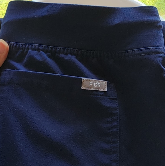 Figs technical scrub pants size small - Picture 2 of 2